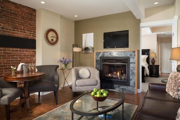 16 Bay View image 24