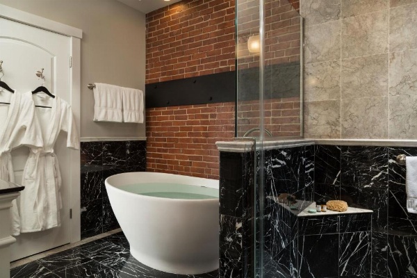 16 Bay View image 27